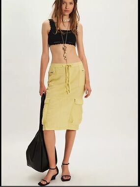 9131. Free People Evie Column Midi Skirt